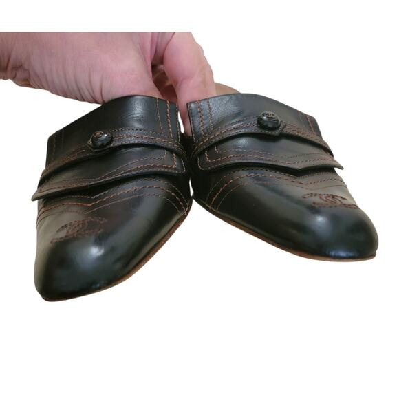 Chanel Vintage Black Leather CC Logo Kitten Heel Slip-On Mules 36.5 6 Heels - Picture 7 of 15